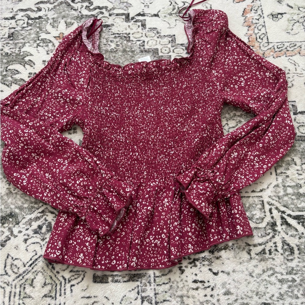 Long sleeve top, never worn